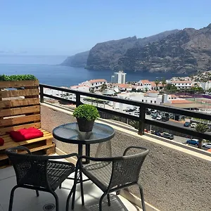 With Fantastic Sea View In Gigantes , Puerto de Santiago (Tenerife) España
